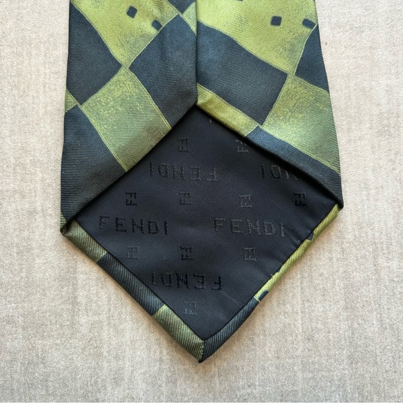 FENDI Tie Made In Italy - Picture 2 of 5